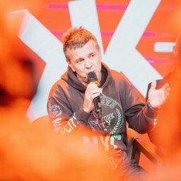 Андрей Губин поддержал проект Жара и разрешил им перепевать свои главные хиты